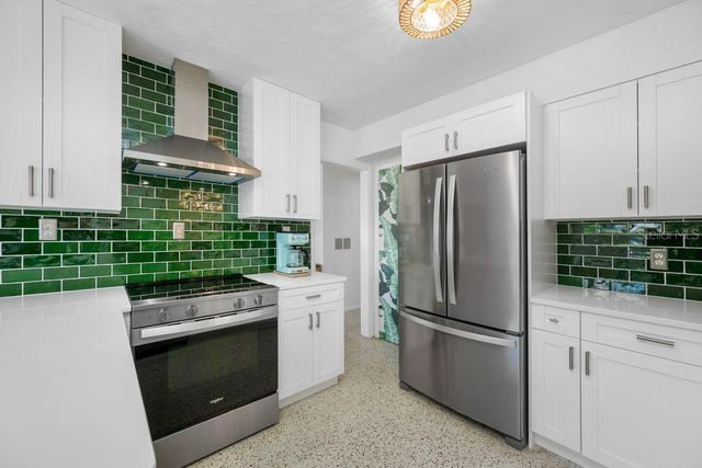 1401 ISLAND DRIVE S, South Pasadena, FL 33707