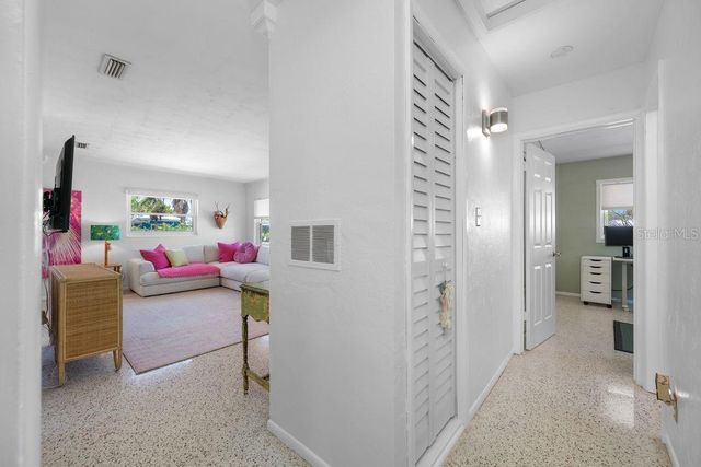 1401 ISLAND DRIVE S, South Pasadena, FL 33707