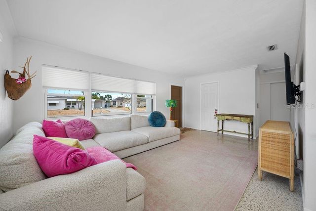 1401 ISLAND DRIVE S, South Pasadena, FL 33707