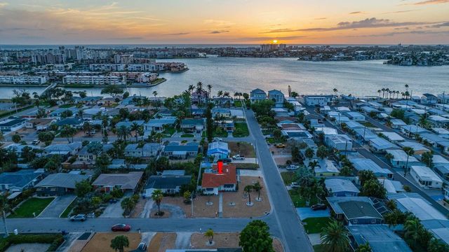 1401 ISLAND DRIVE S, South Pasadena, FL 33707