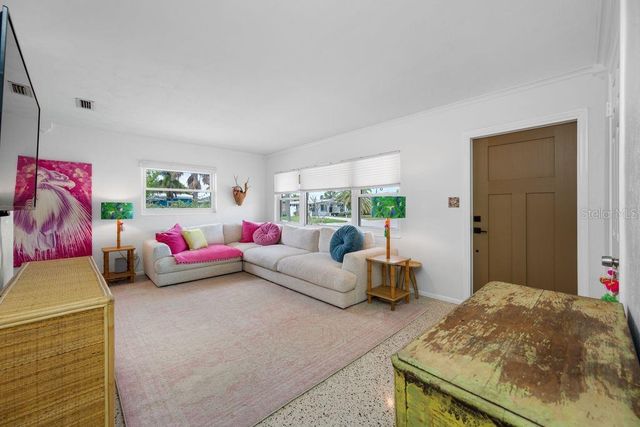 1401 ISLAND DRIVE S, South Pasadena, FL 33707