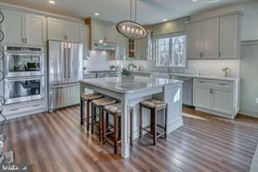 108 LEXINGTON MANOR, Glenmoore, PA 19343