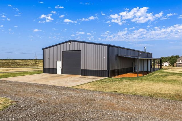 241 NW Moffat Road, Piedmont, OK 73078