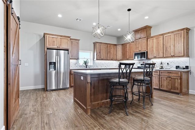 241 NW Moffat Road, Piedmont, OK 73078