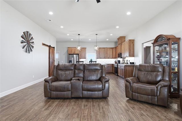 241 NW Moffat Road, Piedmont, OK 73078