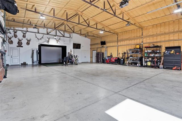 241 NW Moffat Road, Piedmont, OK 73078