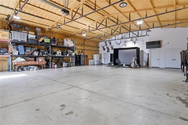 241 NW Moffat Road, Piedmont, OK 73078