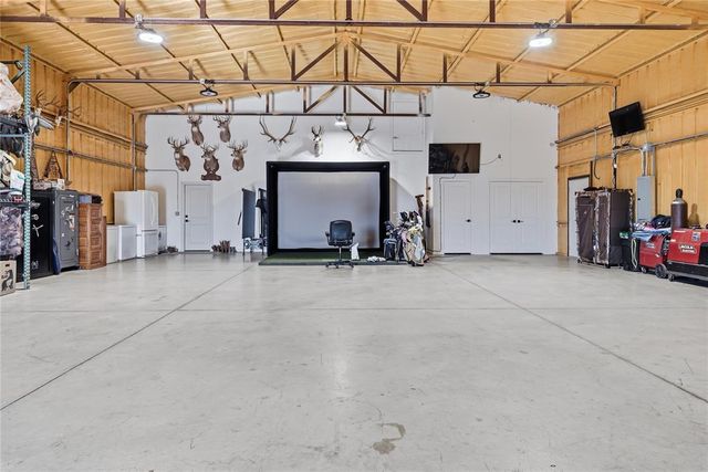 241 NW Moffat Road, Piedmont, OK 73078