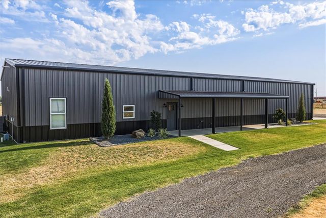 241 NW Moffat Road, Piedmont, OK 73078