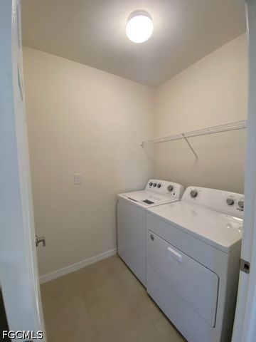 1909 NW 6th TER, Cape Coral, FL 33993