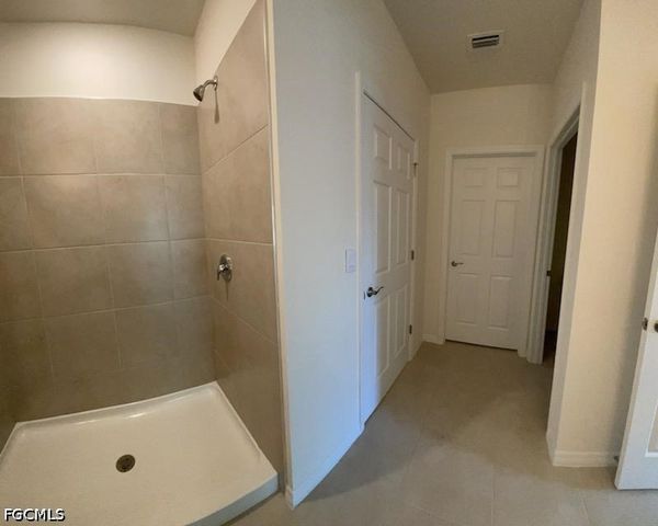 1909 NW 6th TER, Cape Coral, FL 33993