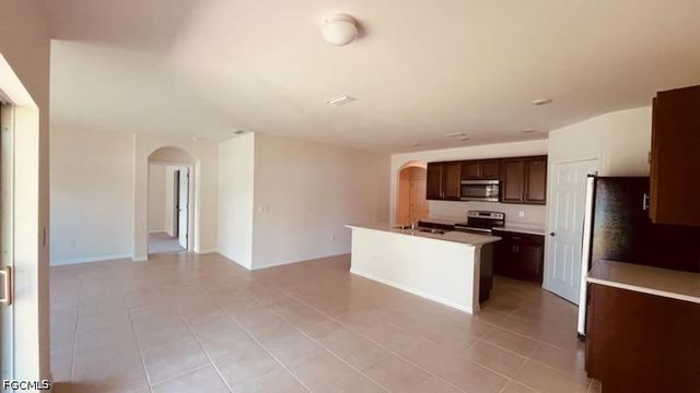 1909 NW 6th TER, Cape Coral, FL 33993