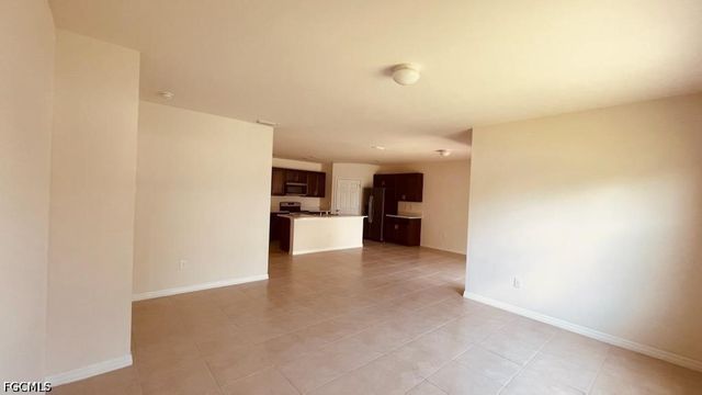 1909 NW 6th TER, Cape Coral, FL 33993
