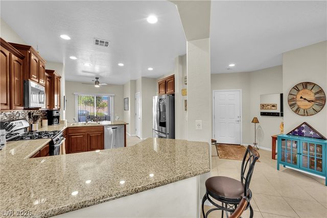 6633 Scavenger Hunt Street, North Las Vegas, NV 89084