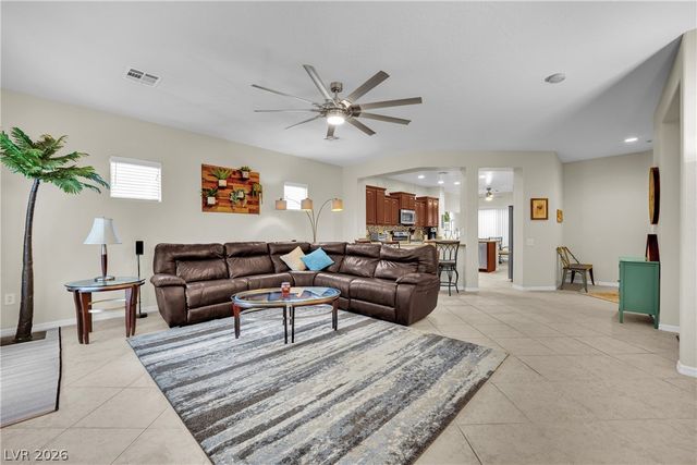 6633 Scavenger Hunt Street, North Las Vegas, NV 89084