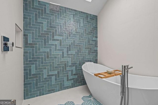 1175 Alexandria Court NE, Brookhaven, GA 30319