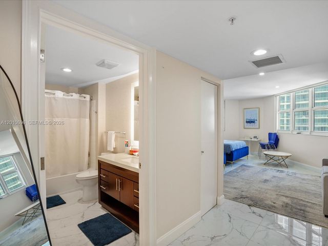 17375 Collins Ave 1508, Sunny Isles Beach, FL 33160
