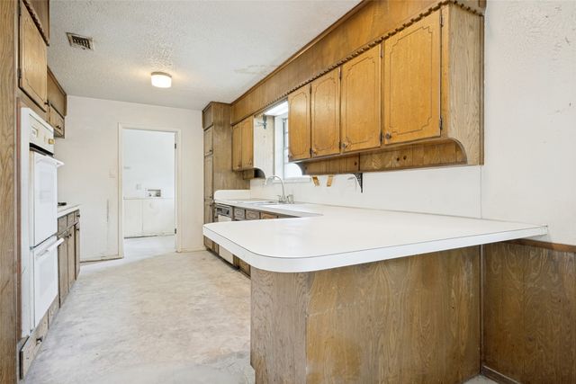 2426 Yellowstone Place, Denton, TX 76209