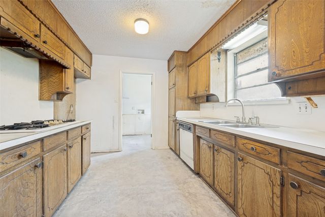 2426 Yellowstone Place, Denton, TX 76209
