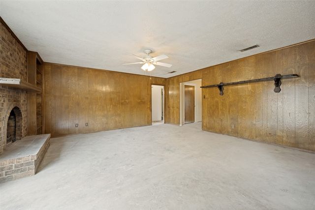 2426 Yellowstone Place, Denton, TX 76209