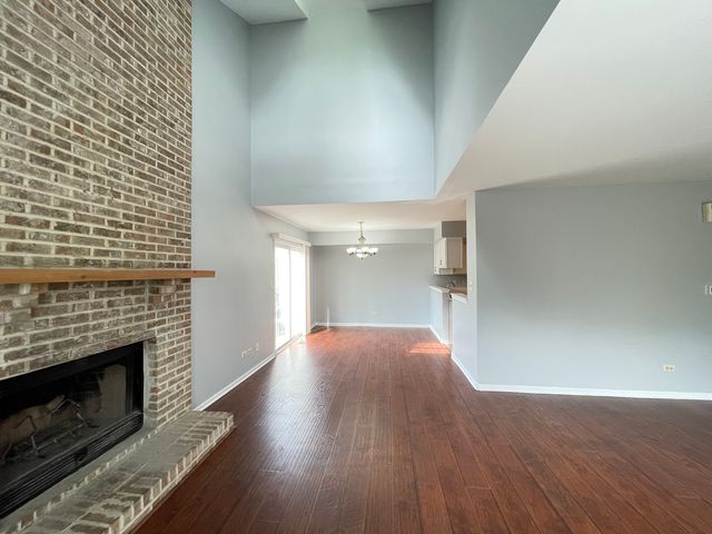 3186 ANTON Drive 3186, Aurora, IL 60504