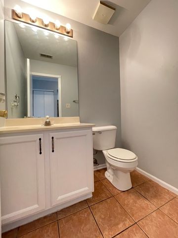 3186 ANTON Drive 3186, Aurora, IL 60504