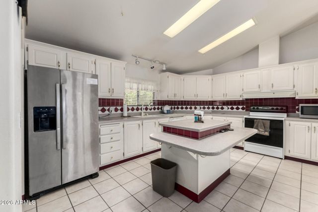 2208 W BASELINE Avenue 197, Apache Junction, AZ 85120