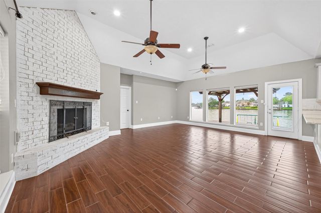 18802 Decathalon Court, Houston, TX 77346