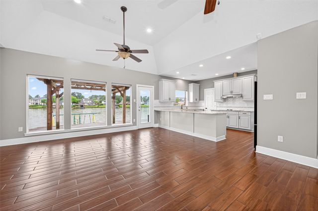 18802 Decathalon Court, Houston, TX 77346