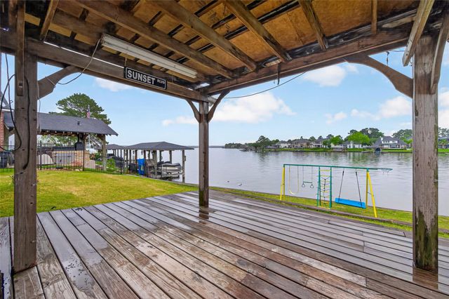 18802 Decathalon Court, Houston, TX 77346