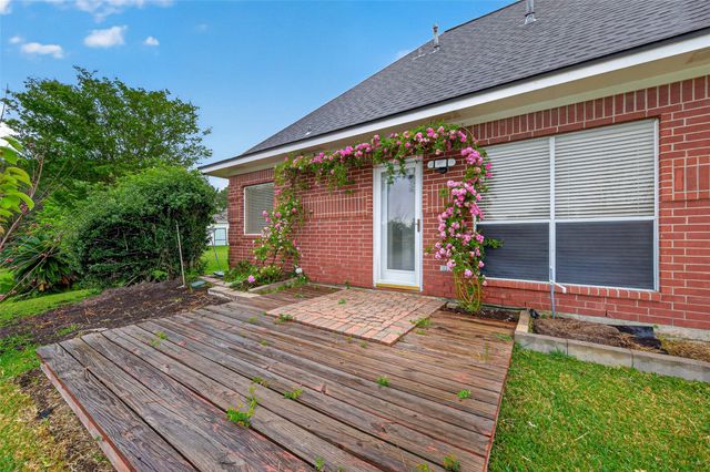 18802 Decathalon Court, Houston, TX 77346