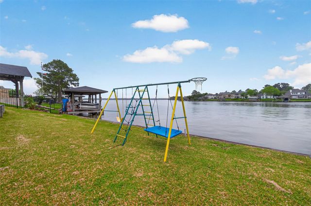 18802 Decathalon Court, Houston, TX 77346