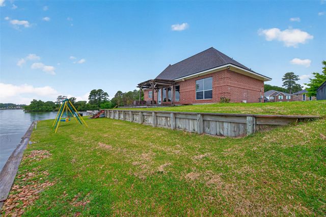 18802 Decathalon Court, Houston, TX 77346