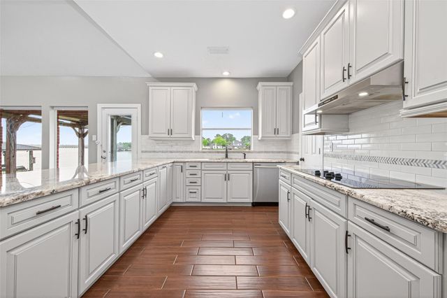 18802 Decathalon Court, Houston, TX 77346