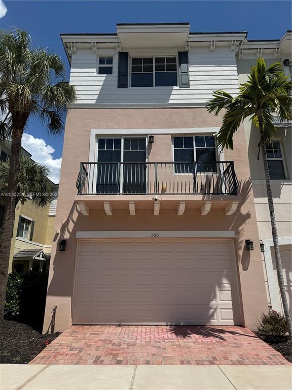 500 NW 39th Circle, Boca Raton, FL 33431