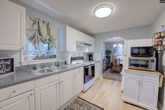 8824 Two Notch Road, Columbia, SC 29223