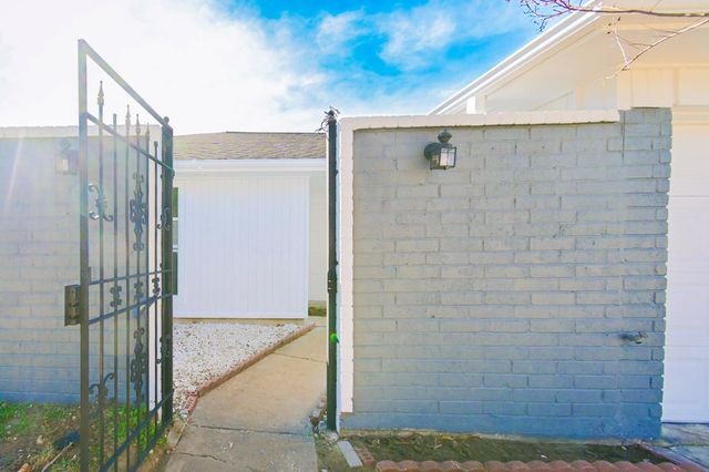 15427 Evergreen Place Drive, Houston, TX 77083