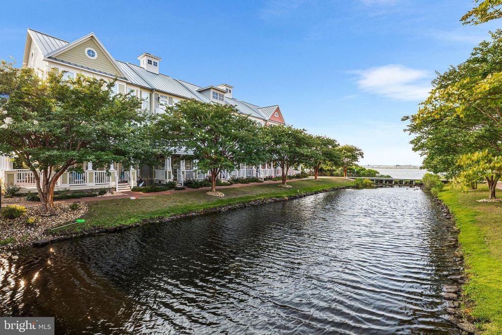 36 CANAL SIDE MEWS W, Ocean City, MD 21842
