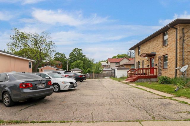 430 Oak Street, Madison, WI 53704