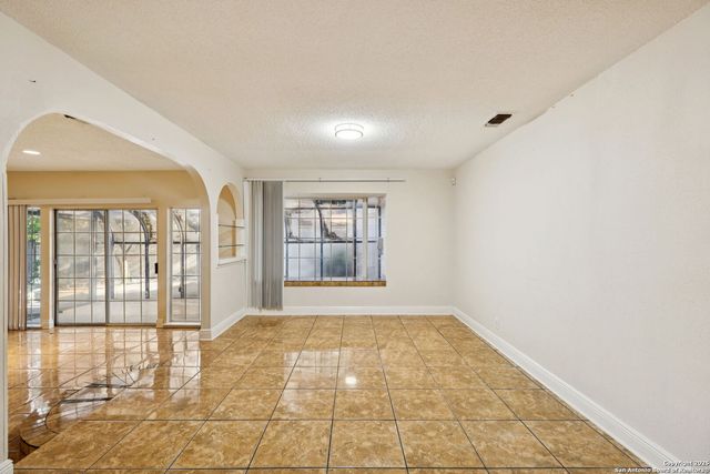 11615 Whisper Valley, San Antonio, TX 78230