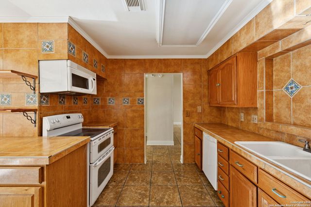 11615 Whisper Valley, San Antonio, TX 78230