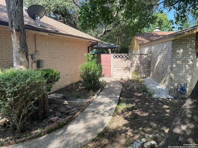 11615 Whisper Valley, San Antonio, TX 78230