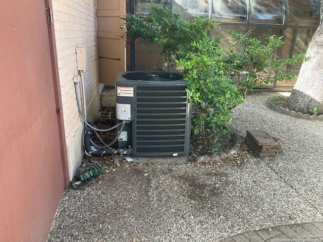 11615 Whisper Valley, San Antonio, TX 78230