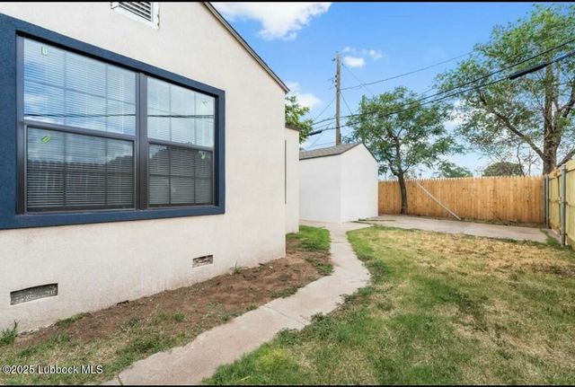 1502 30th Street, Lubbock, TX 79411