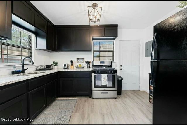 1502 30th Street, Lubbock, TX 79411