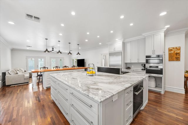 726 Griffith Avenue, Terrell, TX 75160