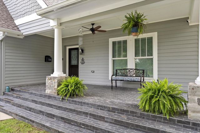 726 Griffith Avenue, Terrell, TX 75160