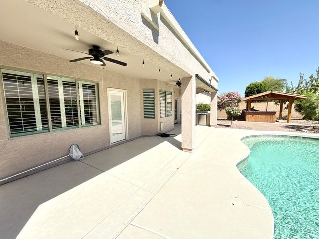 17455 W Meadow Lane, Surprise, AZ 85388