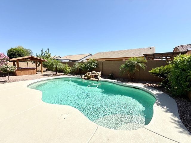 17455 W Meadow Lane, Surprise, AZ 85388