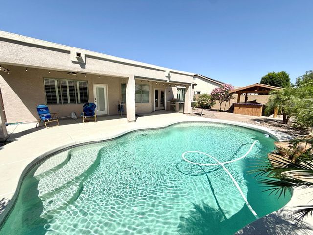 17455 W Meadow Lane, Surprise, AZ 85388